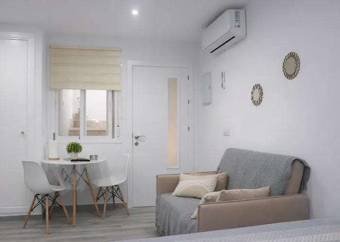 Estudio Hermanas Conil Кониль-де-ла-Фронтера